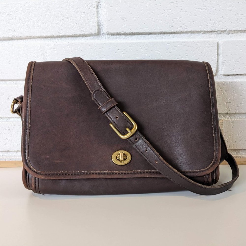 Vintage Coach Ridgefield 9812 Crossbody Front Flap Turnlock Mahogany USA 90's